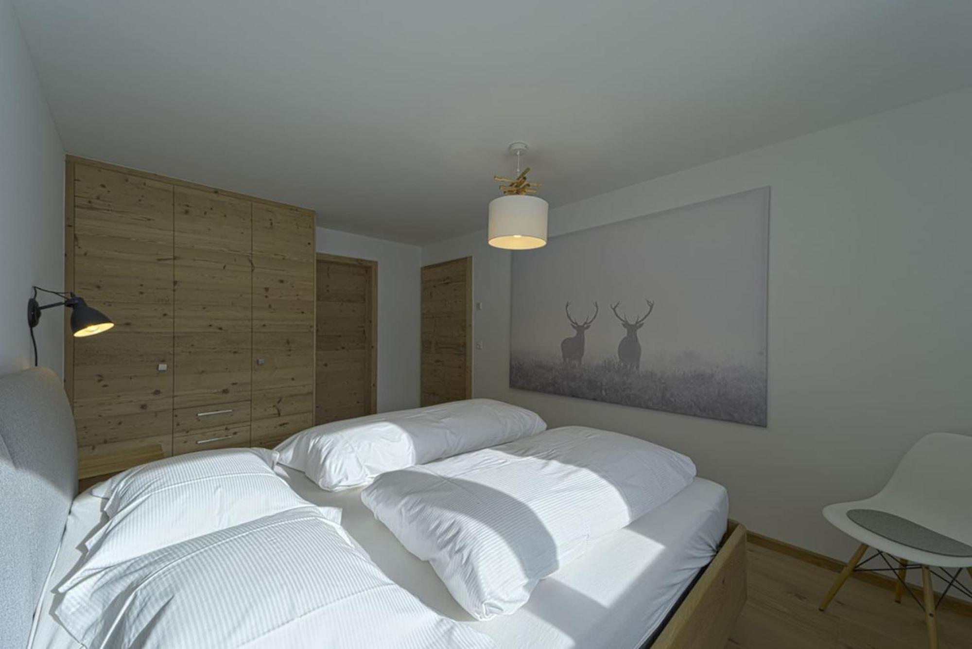 Chesa Muntanella - Samedan Appartement Buitenkant foto