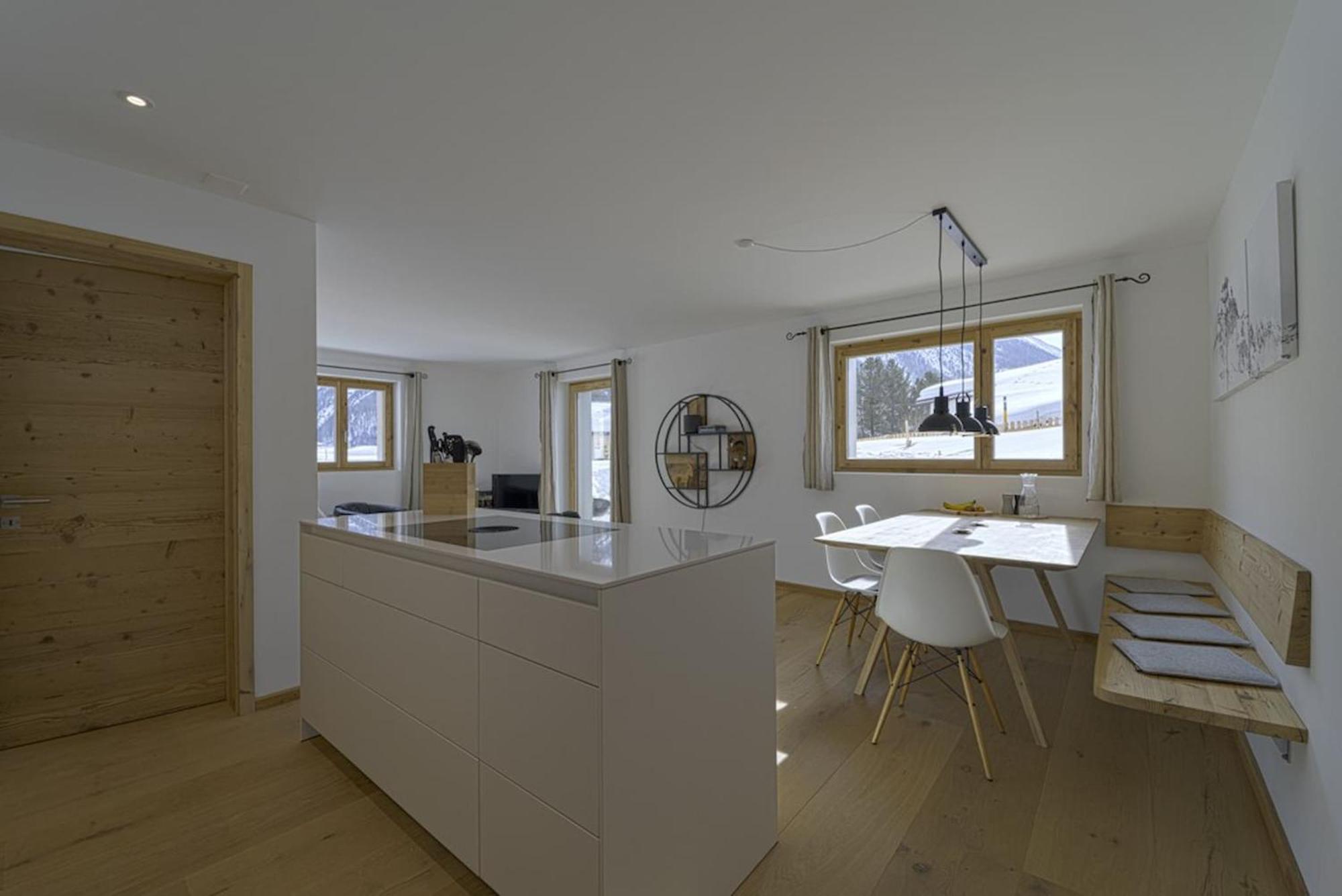 Chesa Muntanella - Samedan Appartement Buitenkant foto