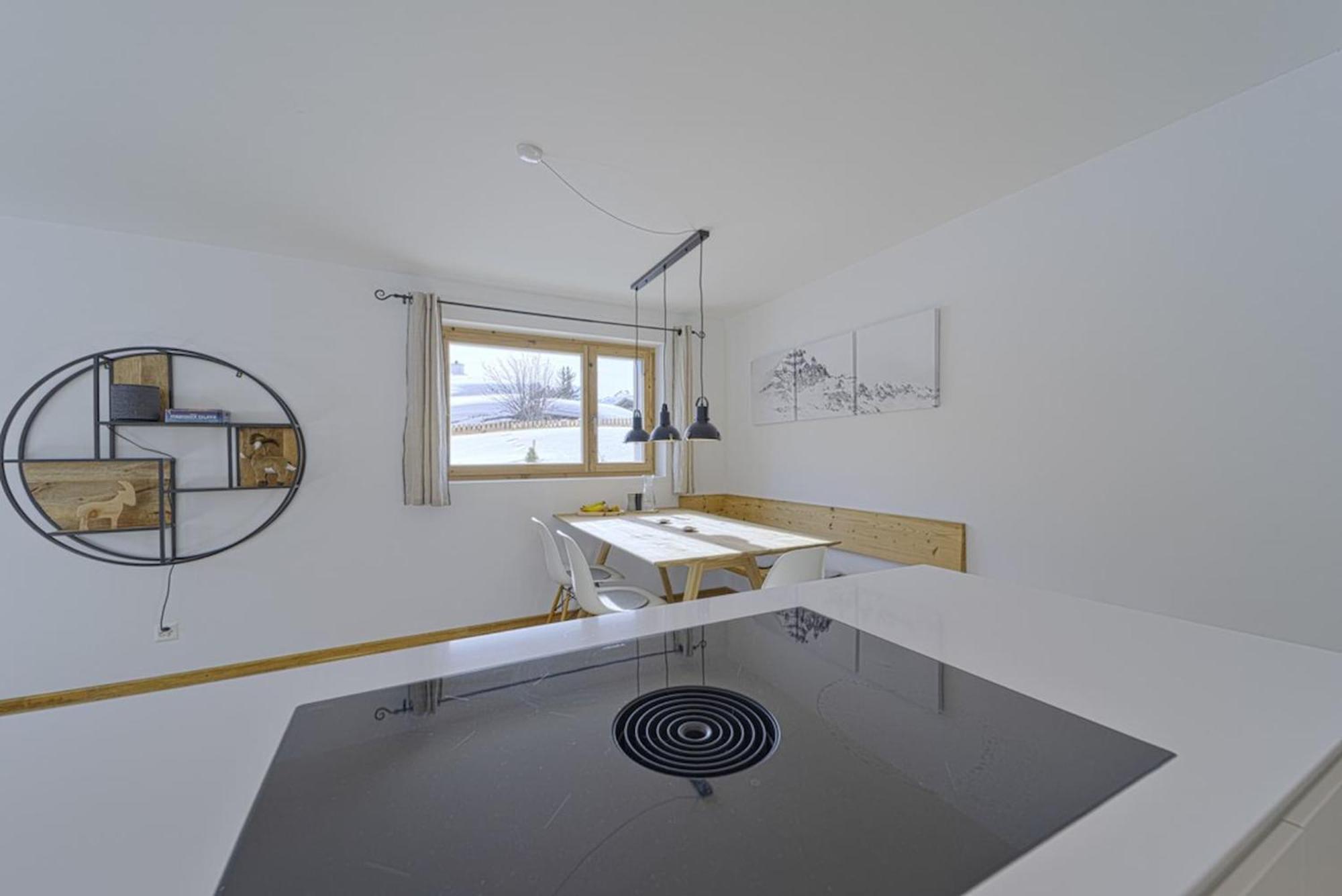 Chesa Muntanella - Samedan Appartement Buitenkant foto