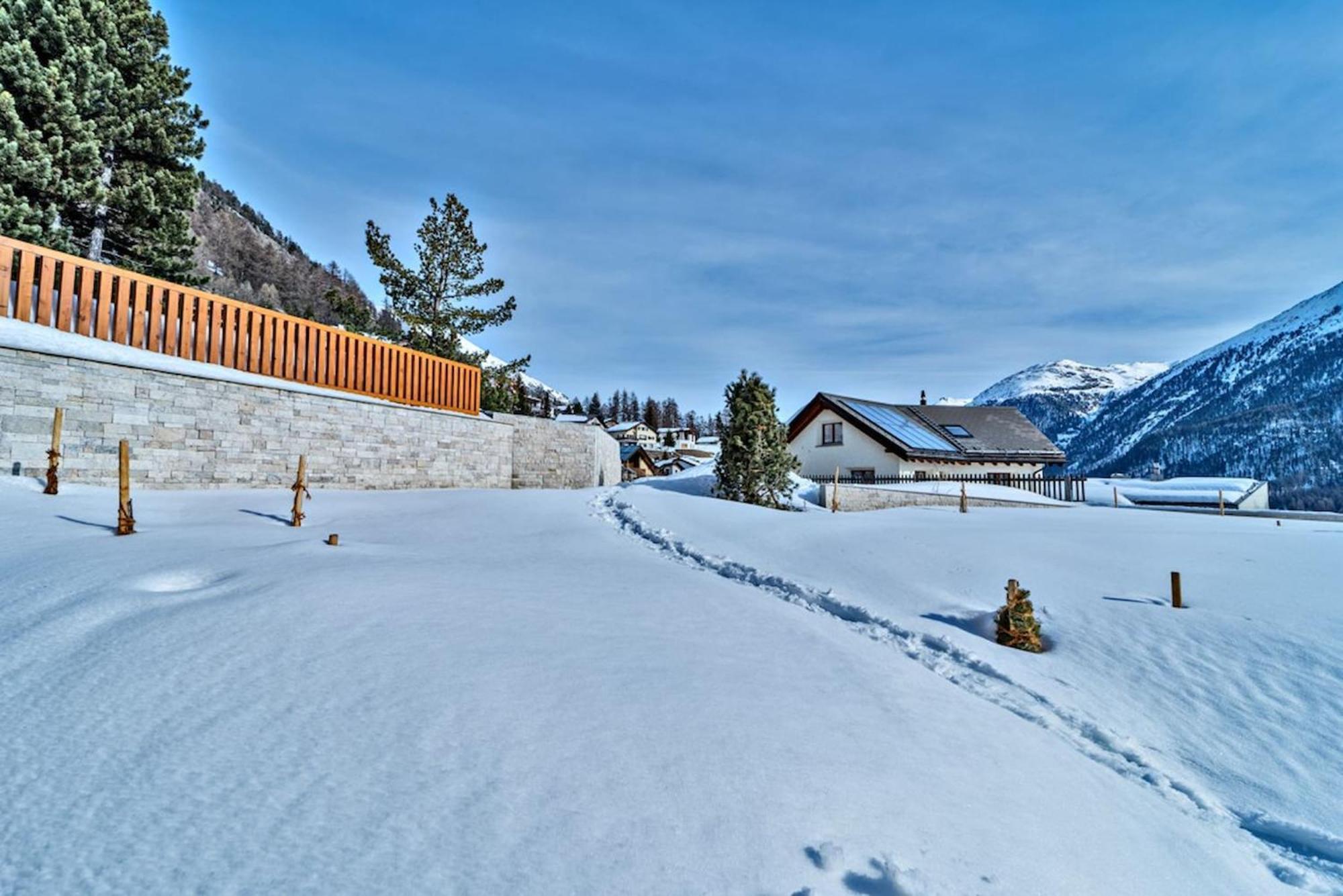 Chesa Muntanella - Samedan Appartement Buitenkant foto